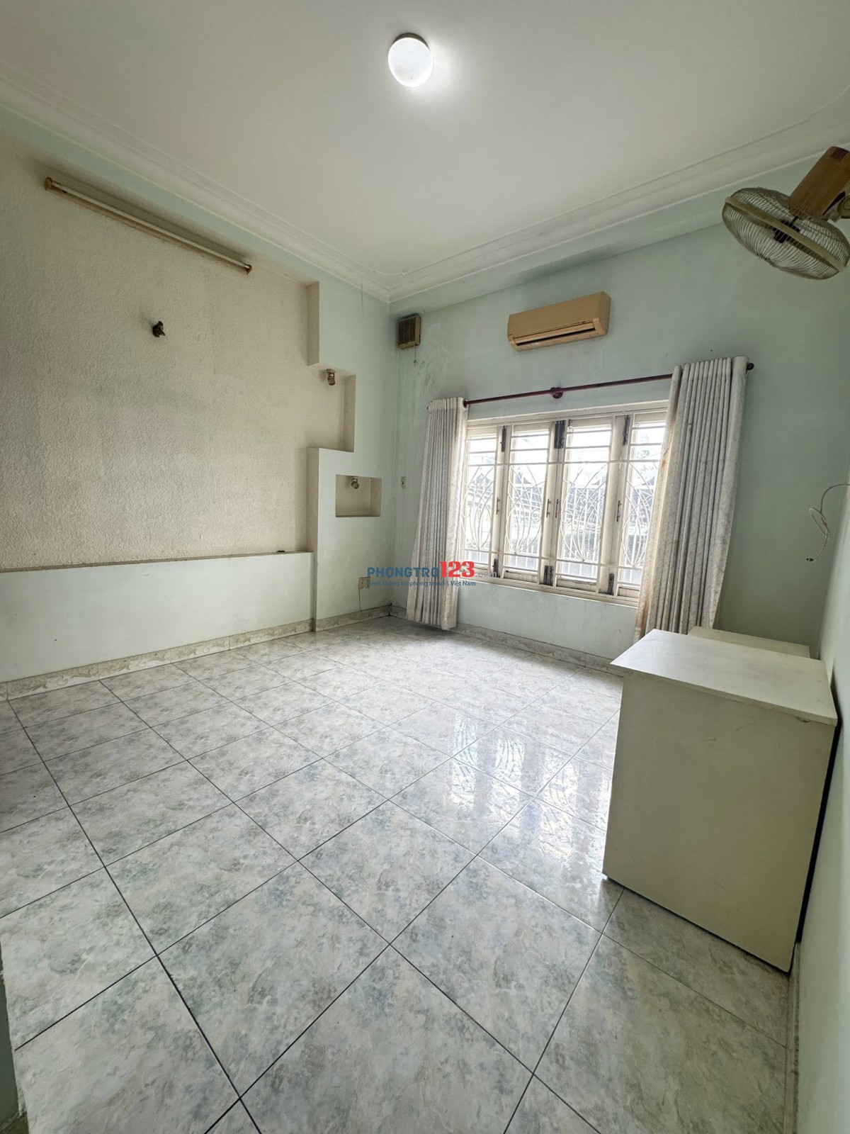 Khai Trương 20p CHDV Đang Sửa Mới 100% đường Cao Lỗ Quận 8