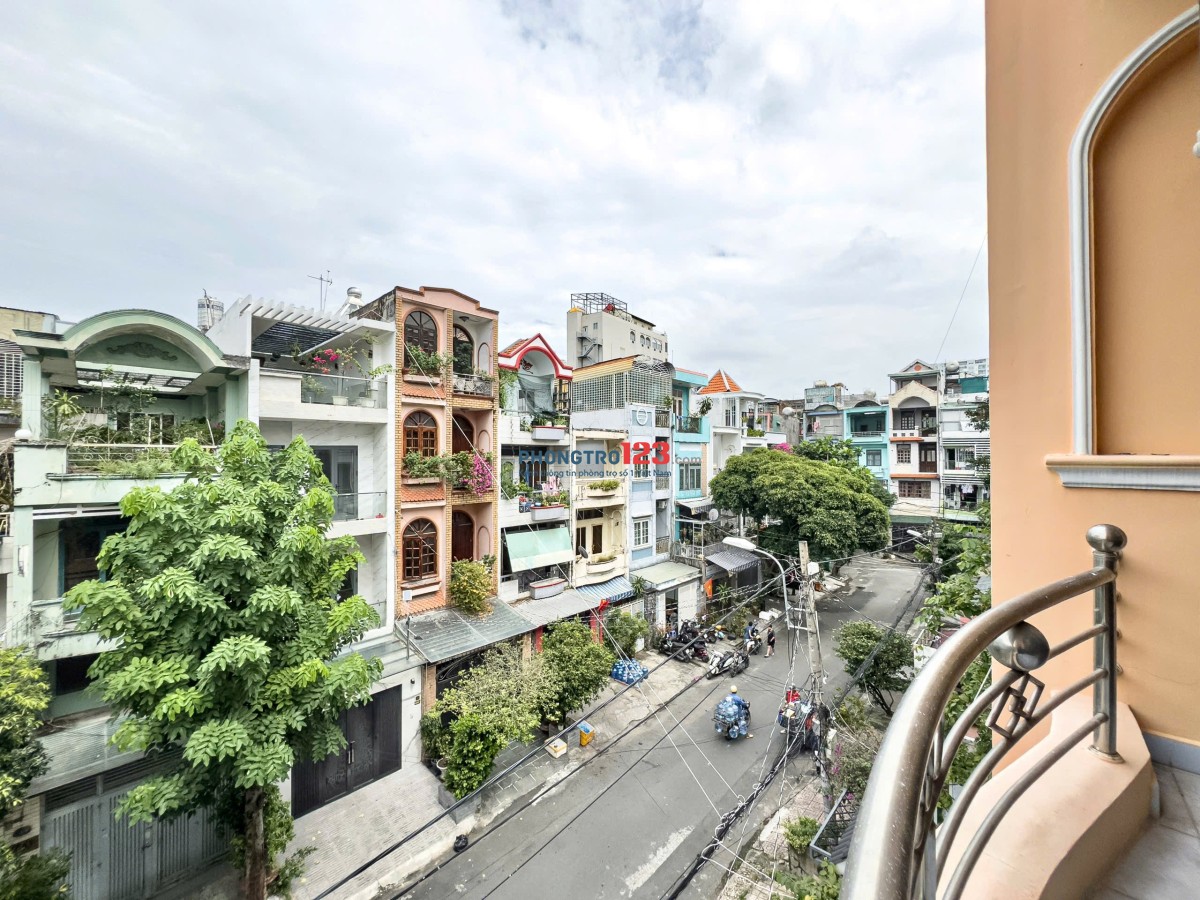 CĂN HỘ 1PN FULL NỘI THẤT BAN CÔNG NẰM NGAY CON ĐƯỜNG TRUNG TÂM CỦA BÌNH THẠNH GẦN NGÃ TƯ HÀNG XANH