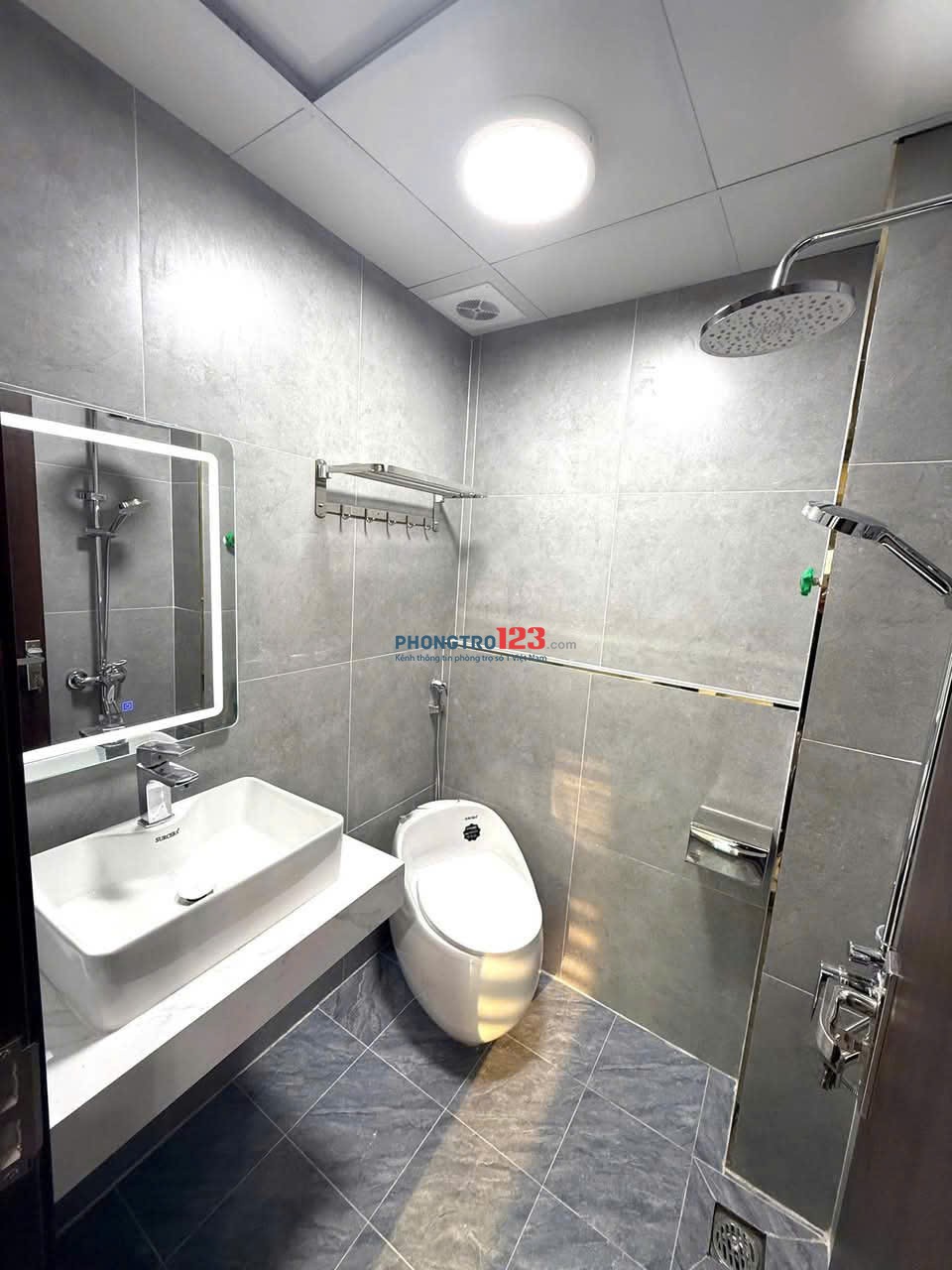 Phòng cao cấp hồ Đền Lừ Minh Khai cách BKX 2,5km TimeCity chỉ 1,5km - 30m2 full nội thất