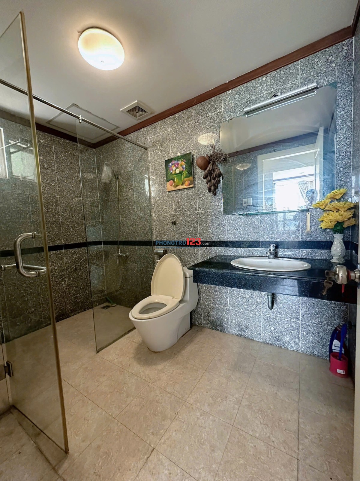 2.3tr - Pass phòng căn hộ, bao điện nước, full nội thất, nước uống free - cuối T12 trống