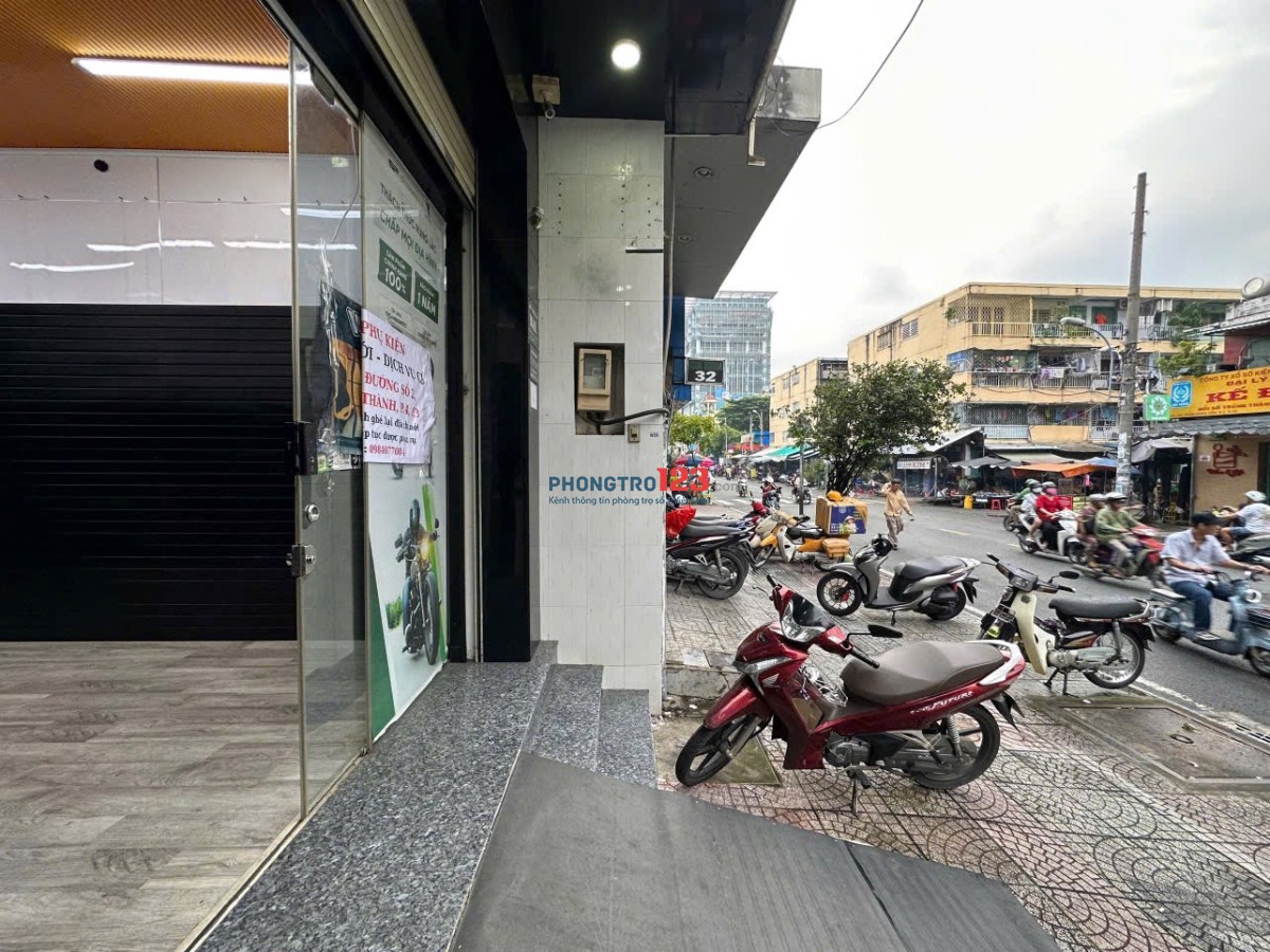 Mặt bằng ngay mặt tiền đường Trần Nhân Tôn quận 10 ngay ngã 7 Lý Thái Tổ