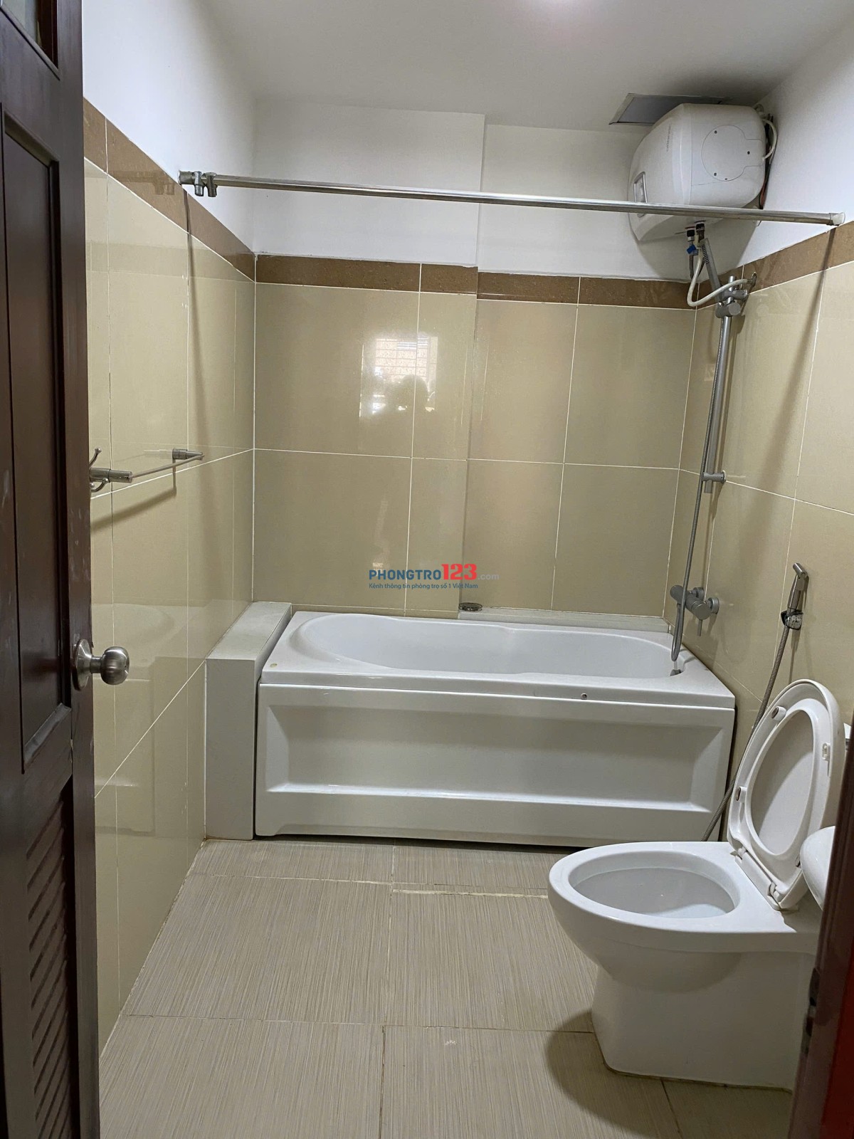 P 5,3tr giảm còn 4,9tr full NT, siêu thị, hồ bơi, công viên, gần PMH