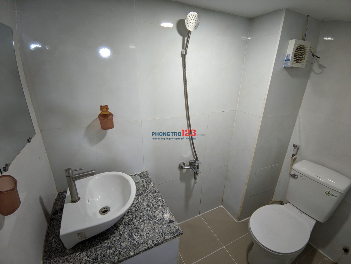 Phòng trọ mới đường XVNT, Bình Thạnh gần các trường Đại học.