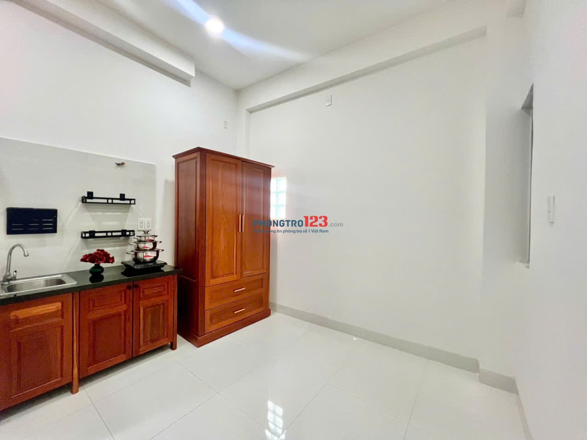 PHÒNG MỚI NGAY ÂU CƠ LẠC LONG QUÂN – GIÁ TỐT