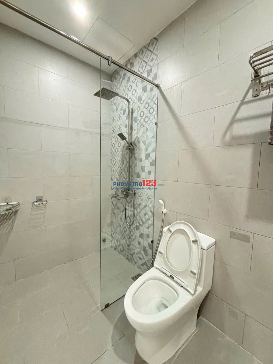 CHO THUÊ NHÀ NGUYÊN CĂN 3 PHÒNG NGỦ, FULL NỘI THẤT Ở NGAY PHỐ AN THƯỢNG