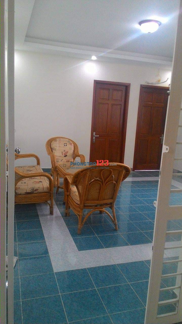 Cho thuê chung cư Tân Hưng, 2pn, 1wc, căn góc view công viên, thoáng đãng.