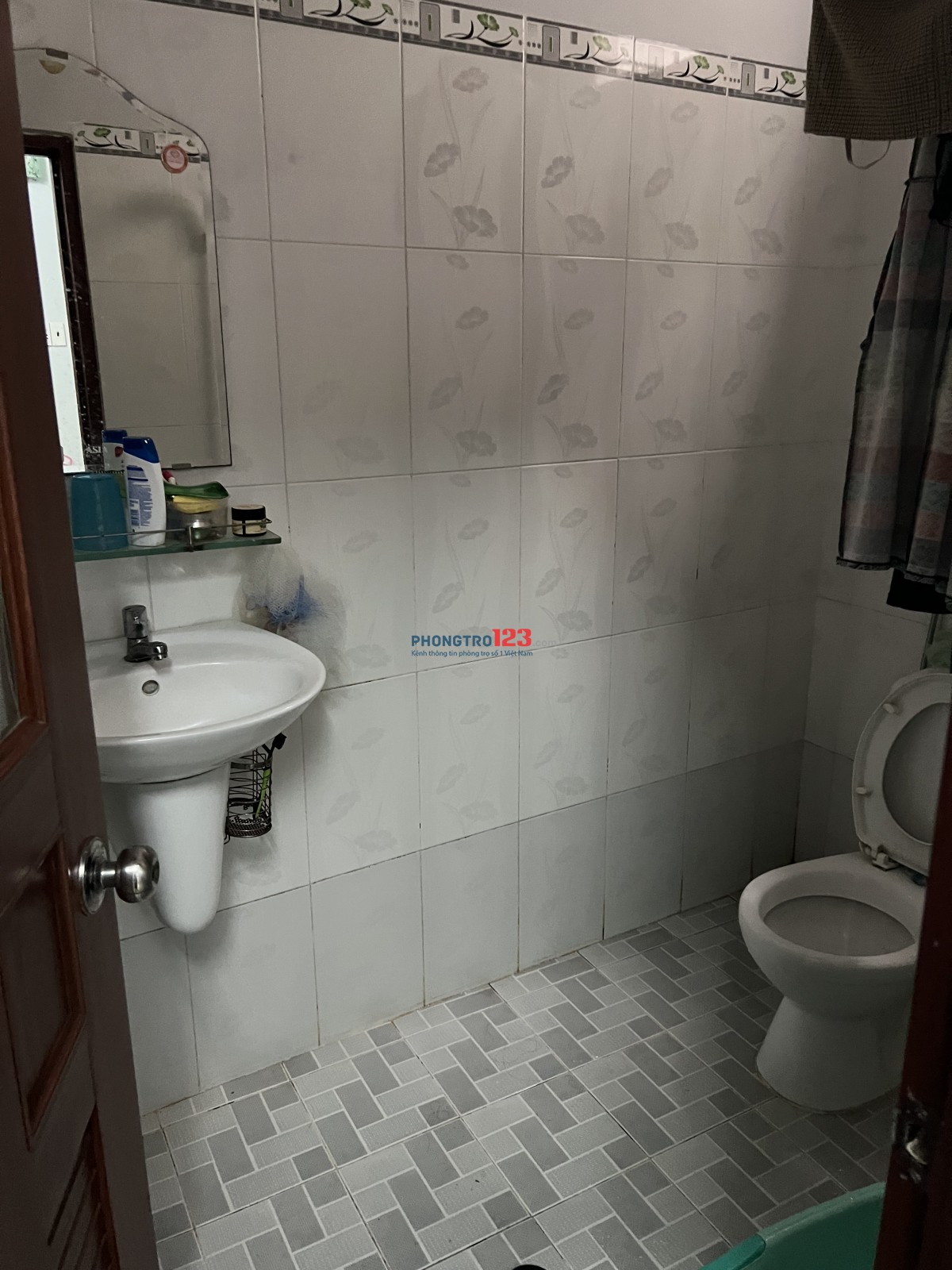 CHO THUÊ NHÀ NGUYÊN CĂN HẺM 185 NGÔ CHÍ QUỐC