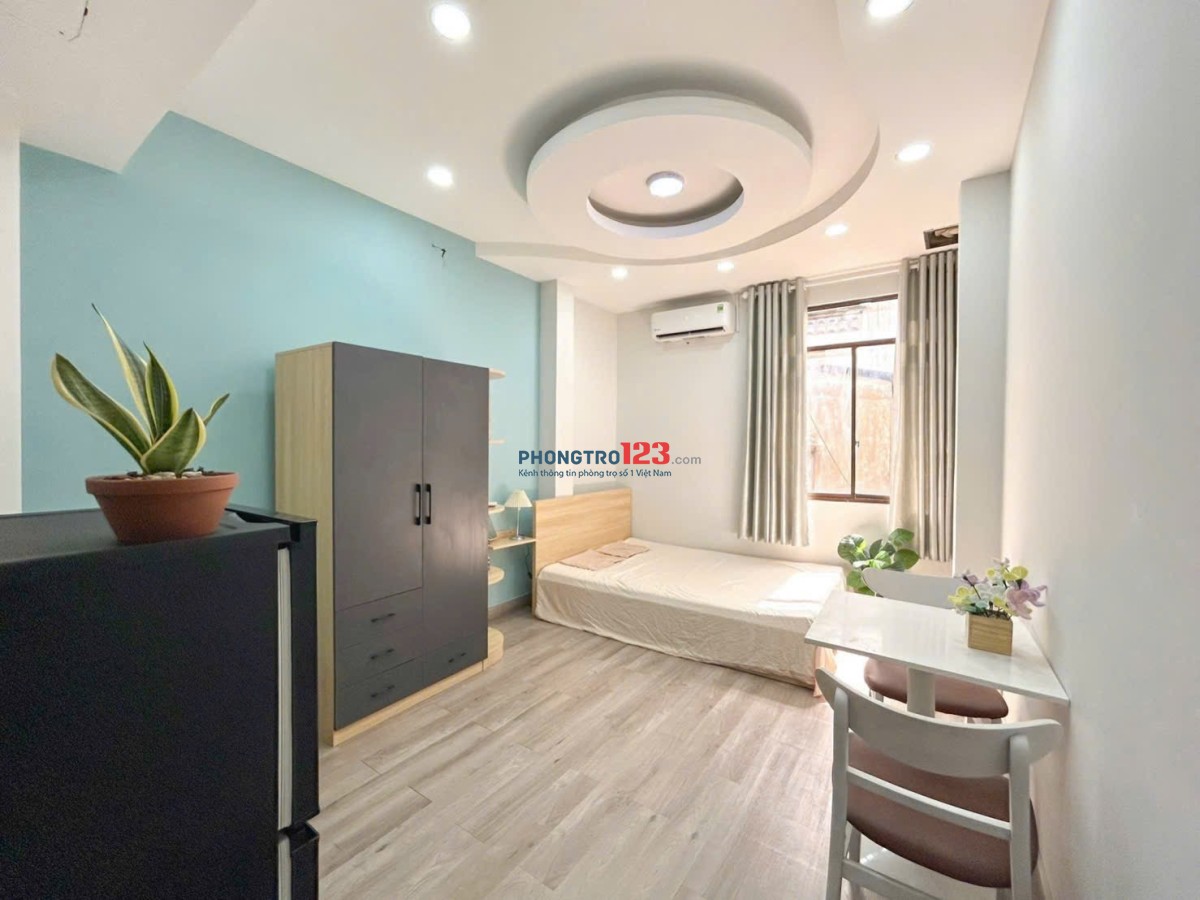 Cho thuê phòng trọ full nội thất cửa sổ Q1 gần công viên Lê Văn Tám, vòng xoay Điện Biên Phủ
