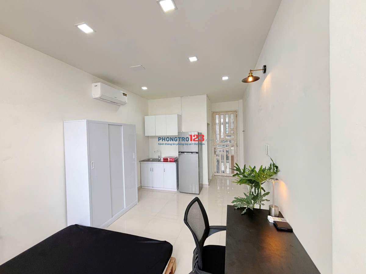 Dự án mới - căn hộ full nội thất cửa sổ lớn tại Trần Văn Đang Quận 3