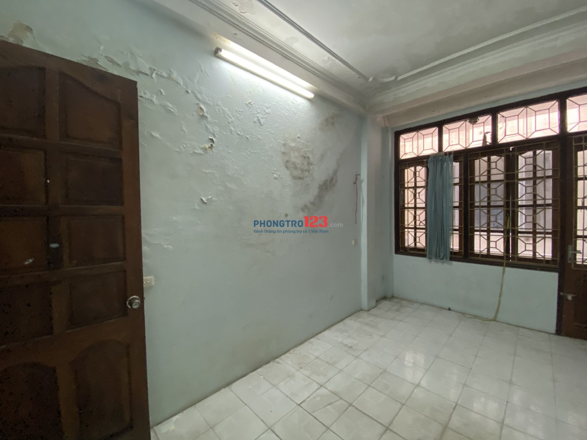 Chính chủ cho thuê nhà ngõ 118 Nguyễn Khánh Toàn - giá rẻ.