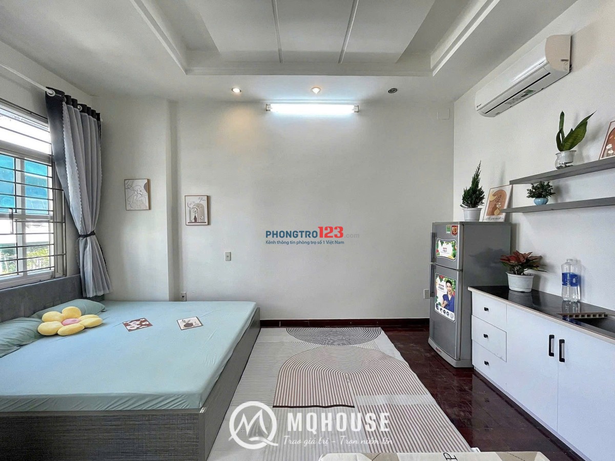 CHO THUÊ TRỌ GẦN CHỢ BÀ CHIỂU 30m2 FULL NỘI THẤT BAN CÔNG THOÁNG SÁNG - HOÀNG HOA THÁM BÌNH THẠNH