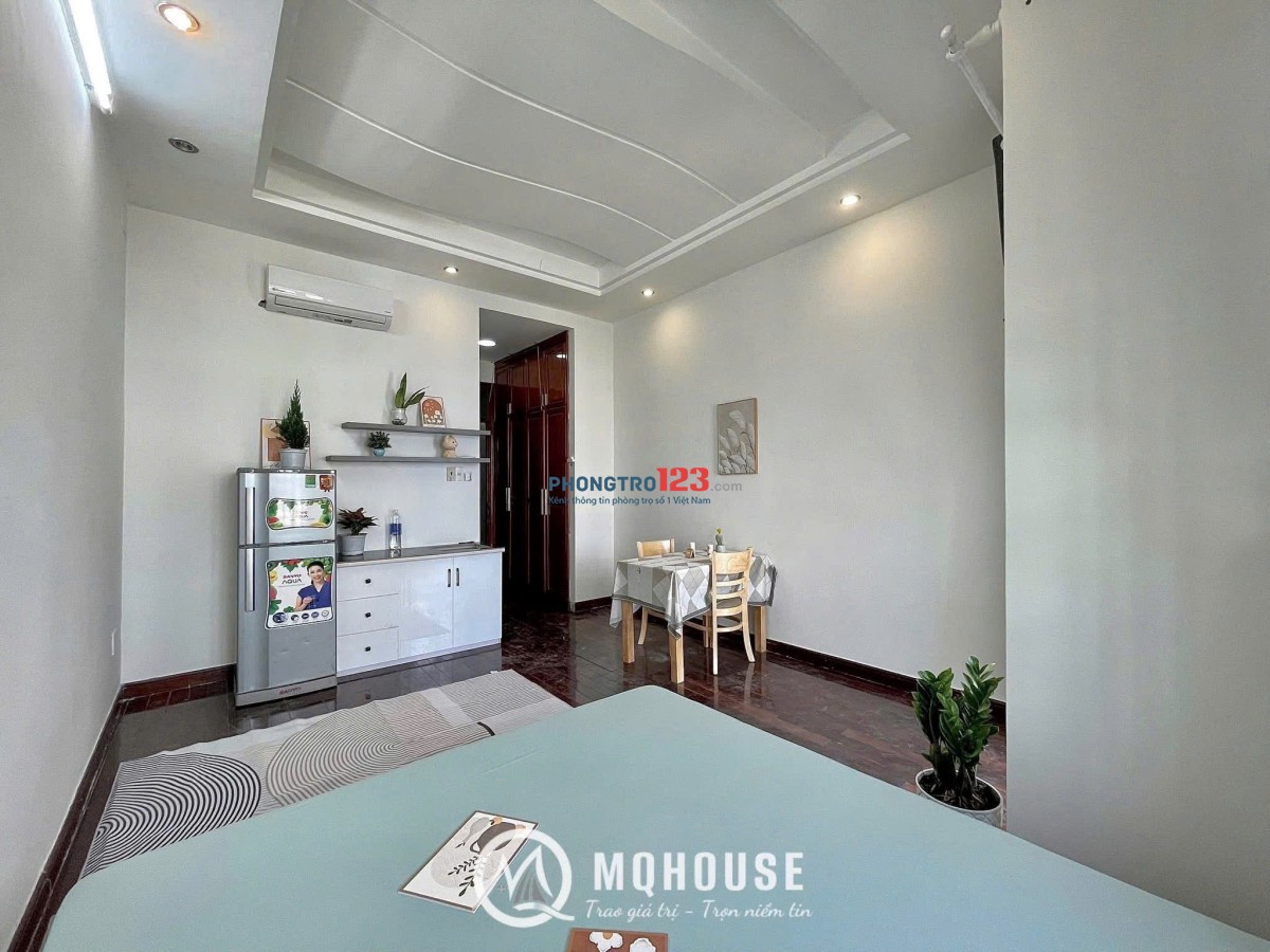 CHO THUÊ TRỌ GẦN CHỢ BÀ CHIỂU 30m2 FULL NỘI THẤT BAN CÔNG THOÁNG SÁNG - HOÀNG HOA THÁM BÌNH THẠNH