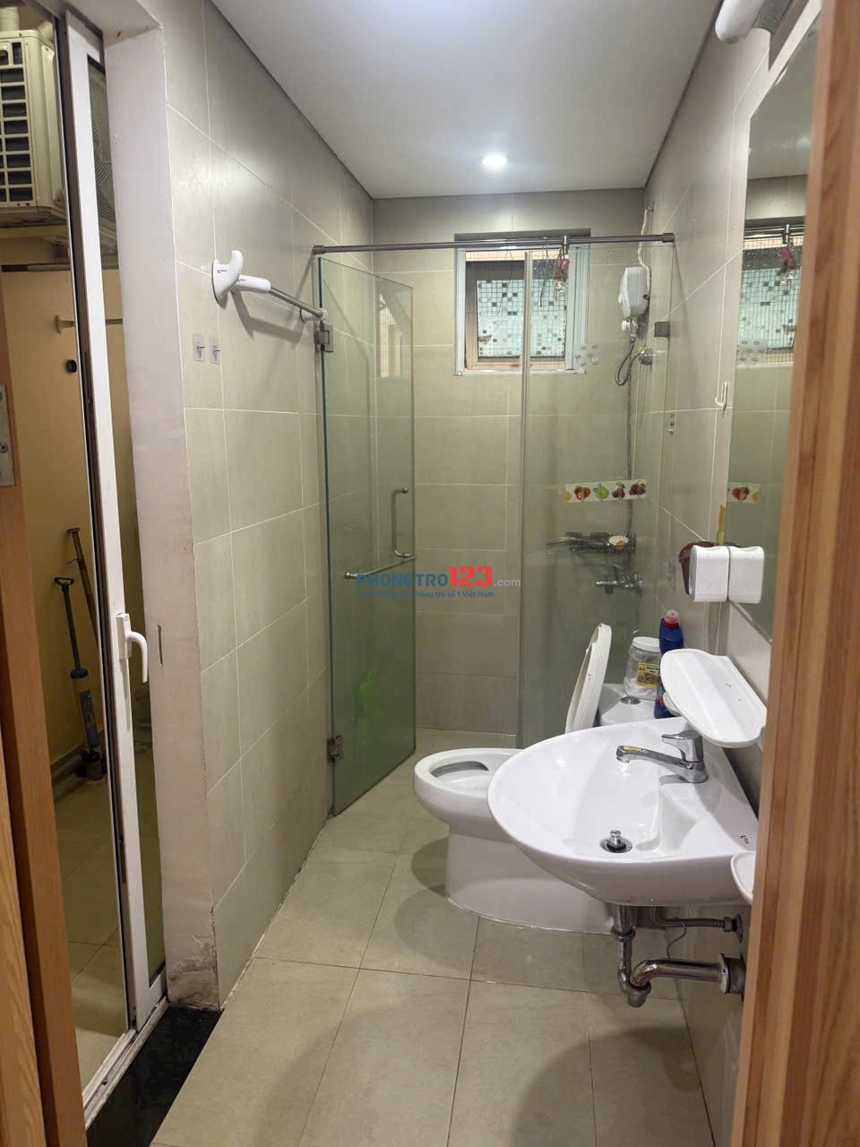 C/c Trần Quốc Thảo - Quận 3 căn 2p ngủ, nội thất giá 11tr/th