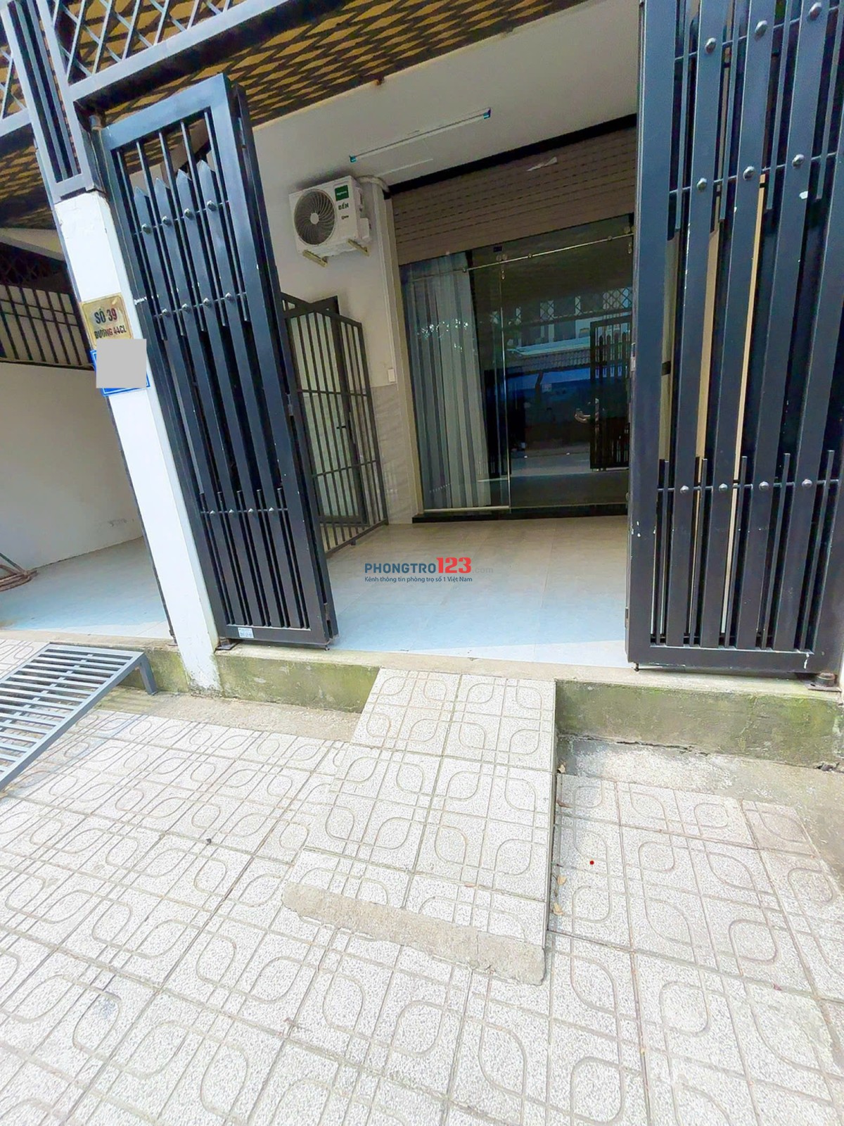 Cho thuê shophouse tầng trệt Cát Lái, dt 40m2, cổng riêng lối đi riêng có sân, Giá 5tr có máy lạnh