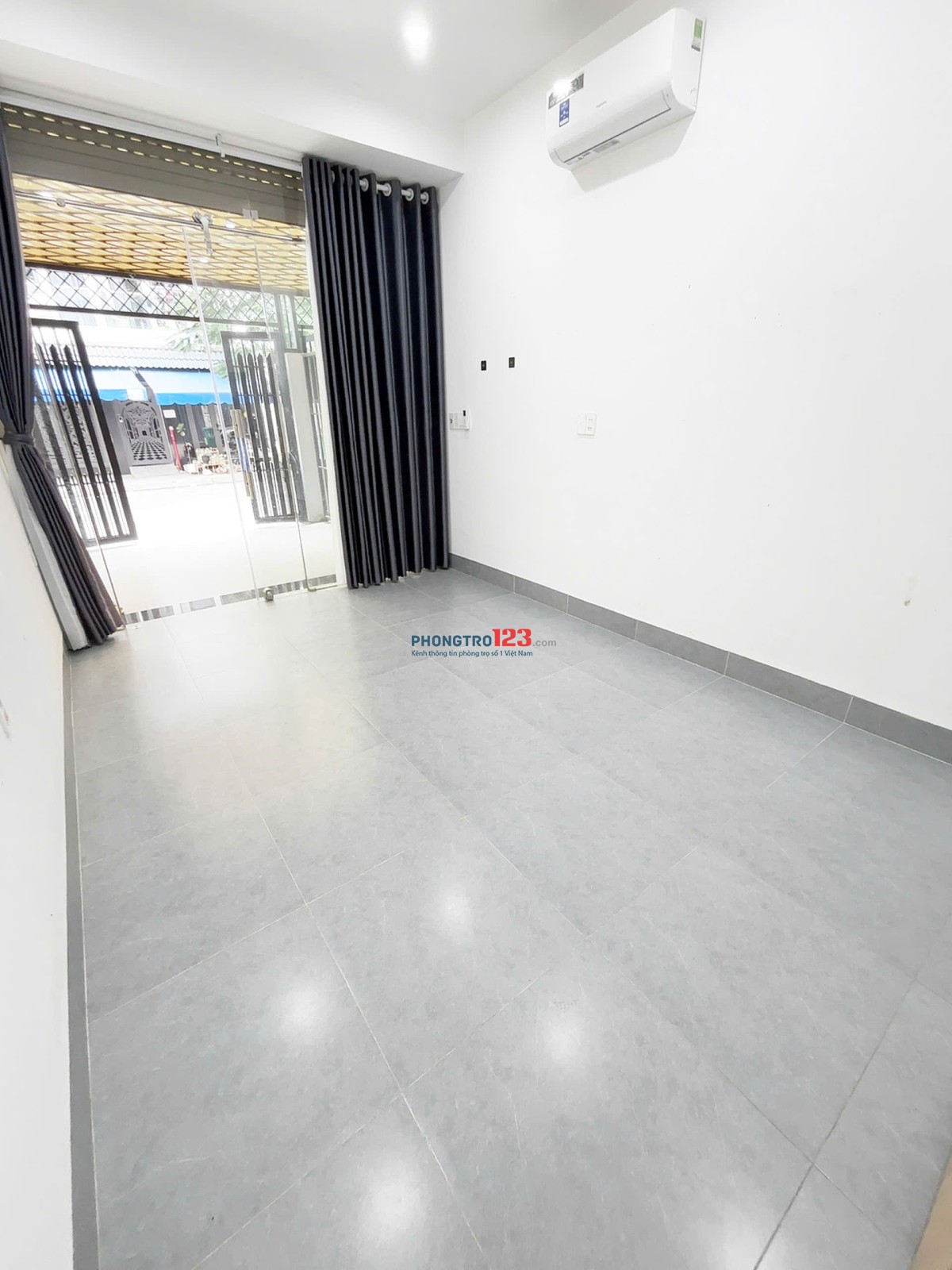 Cho thuê shophouse tầng trệt Cát Lái, dt 40m2, cổng riêng lối đi riêng có sân, Giá 5tr có máy lạnh