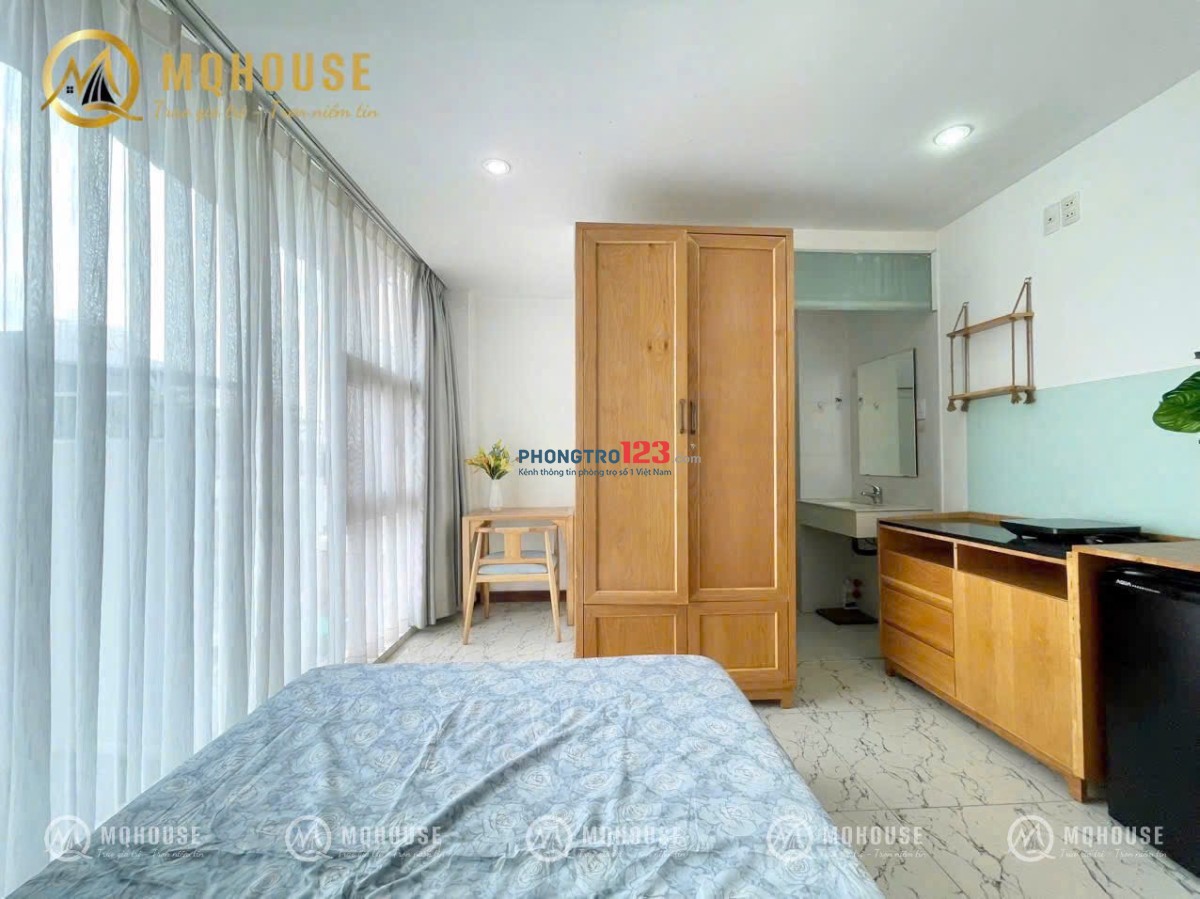 Cho thuê phòng đủ nội thất cửa aoor to ngay chung cư ETOWN 30m2