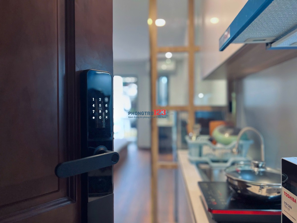 Cho Thuê Căn Hộ Cao Cấp 1PN, Ban Công – Full Nội Thất, Thang Máy Trung Tâm Quận Tân Bình