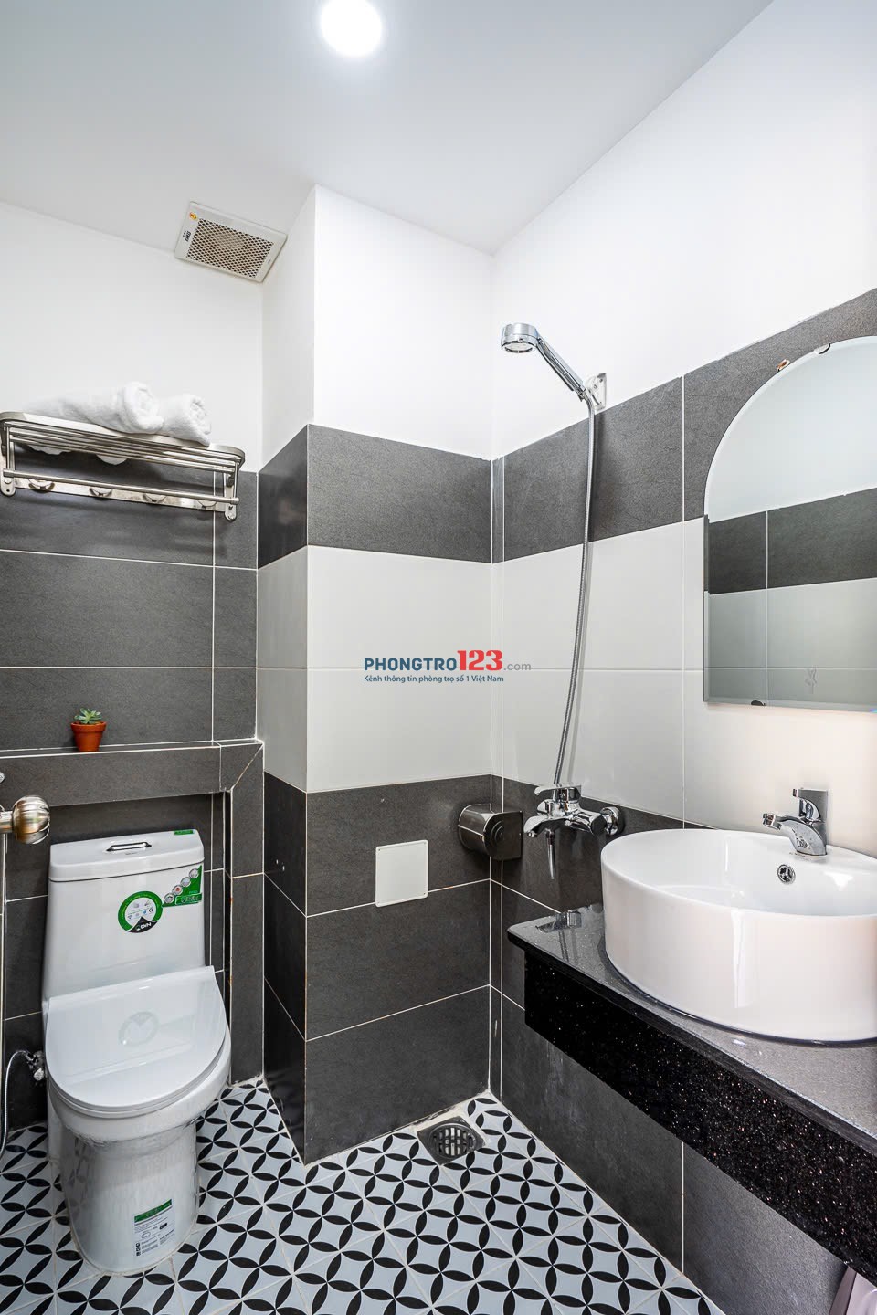 CHO THUÊ CĂN HỘ Studio 40M2 FULL NỘI THỨC BAN CÔNG UNG VĂN KHIÊM GẦN NGUYỄN GIA TRÍ