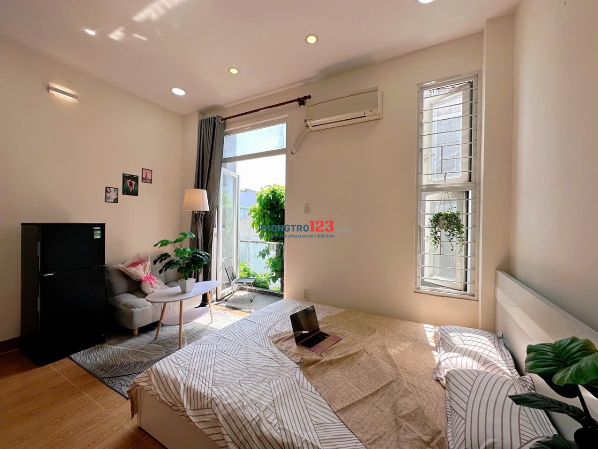 CHO THUÊ CHDV 40m2 FULL NỘI THẤT BAN CÔNG ỞĐƯỜNG THIÊN HỘ DƯƠNG Q. GÒ VẤP