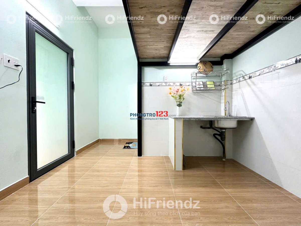 PHÒNG TRỌ GIÁ RẺ TIẾT KIỆM CHO SINH VIÊN SẴN MÁY LẠNH NGAY ĐẦM SEN - ĐH VẮN HIẾN