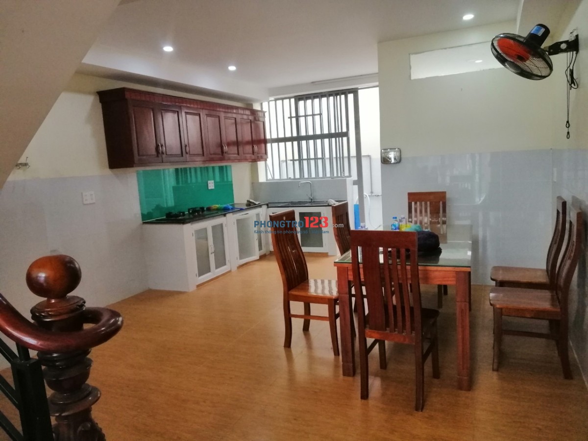 Cho thuê căn hộ dịch vụ Lê Văn Lương gần dự án Celesta Hàn Quốc giá 3,5 triệu, 35m².