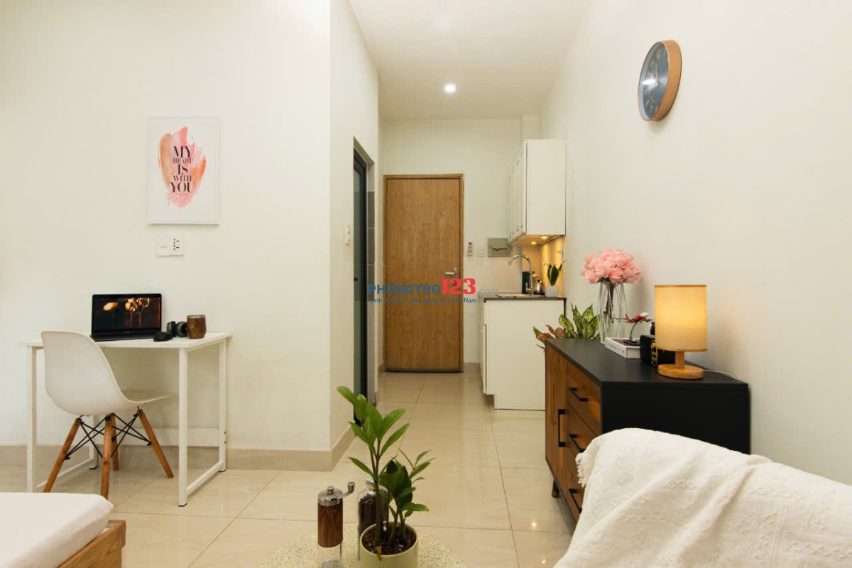 TRỌ BÌNH THẠNH STUDIO 30m2 GẦN CHỢ BÀ CHIỂU Q1,Q3 CỬA SỔ ĐÓN NẮNG VŨ HUY TẤN BÌNH THẠNH