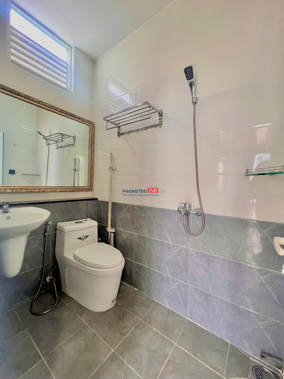 PHÒNG DUPLEX FULL NỘI THẤT ÁNH SÁNG TRỜI NGAY ÂU CƠ