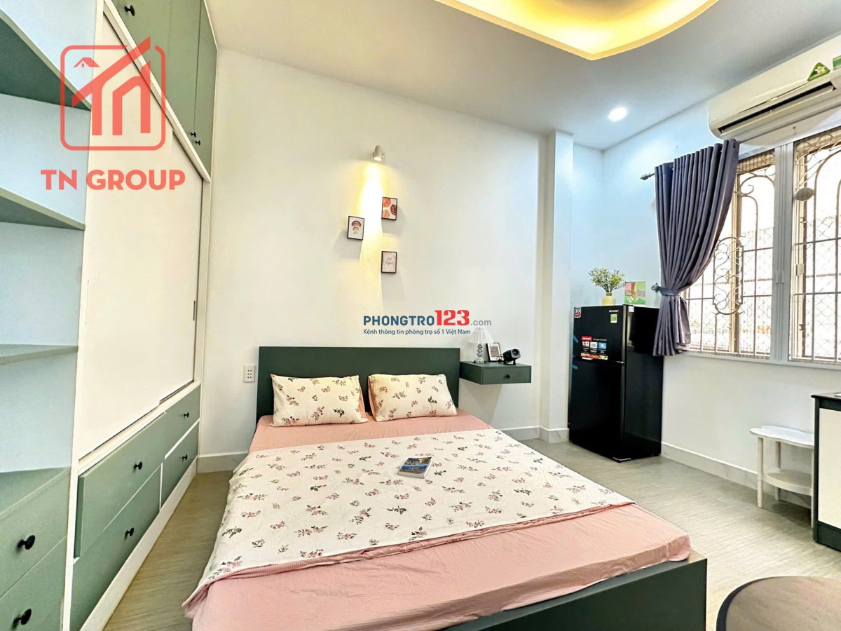 Thuê ngay Phòng Bình Thạnh, Cửa sổ thoáng Full nội thất gần ngã Tư Hàng Xanh, tiện đi Q1, Q3