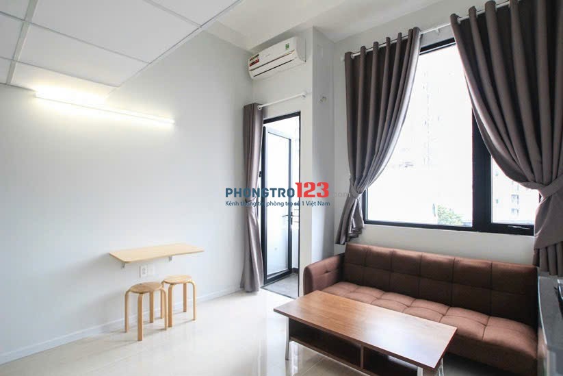 Cho thuê phòng trọ CAO CẤP, full nội thất gác cao, ban công, Vị trí đẹp ngay chân cầu SÀI GÒN
