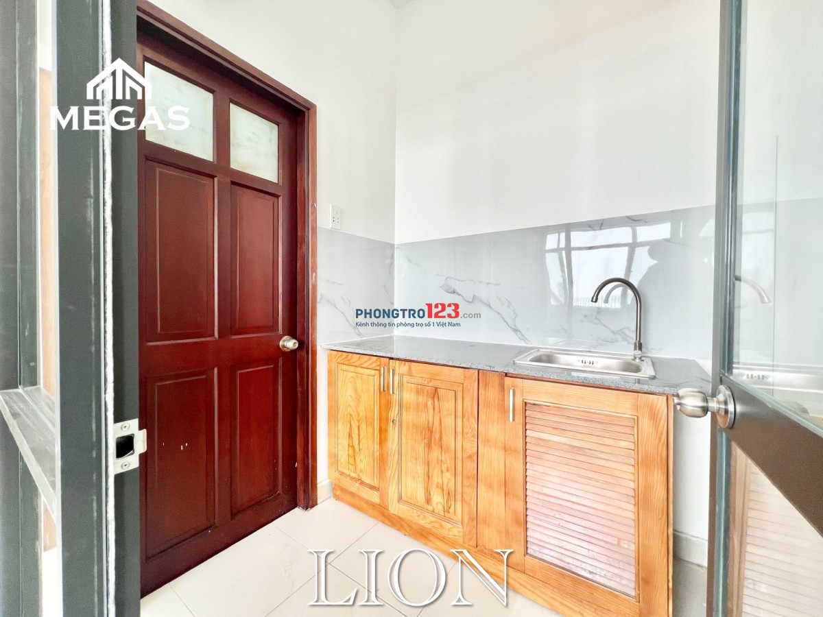 CHO THUÊ PHÒNG BAN CÔNG THOÁNG , 39m2 , GIÁ TỐT - ĐƯỜNG CAO THẮNG NGAY CHUNG CƯ HÀ ĐÔ QUẬN 3