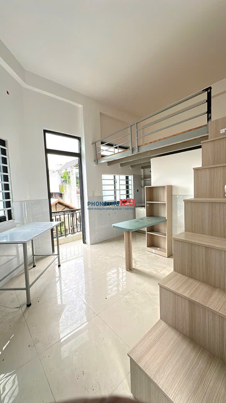 CHO THUÊ TRỌ CÓ GÁC BAN CÔNG NGAY ETOWN - 35m2