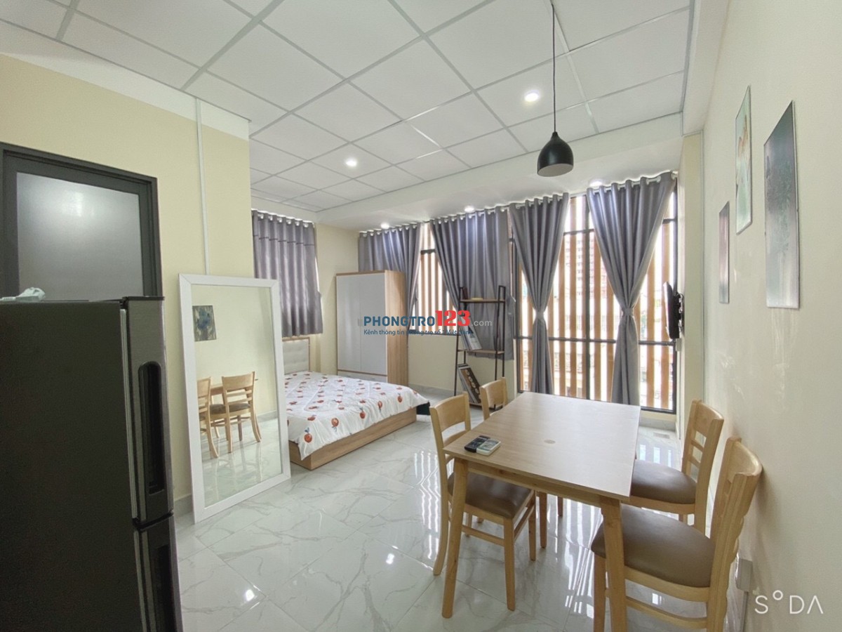 CĂN HỘ STUDIO RỘNG FULL NỘI THẤT GẦN LANDMARK, NGÃ TƯ HÀNG XANH