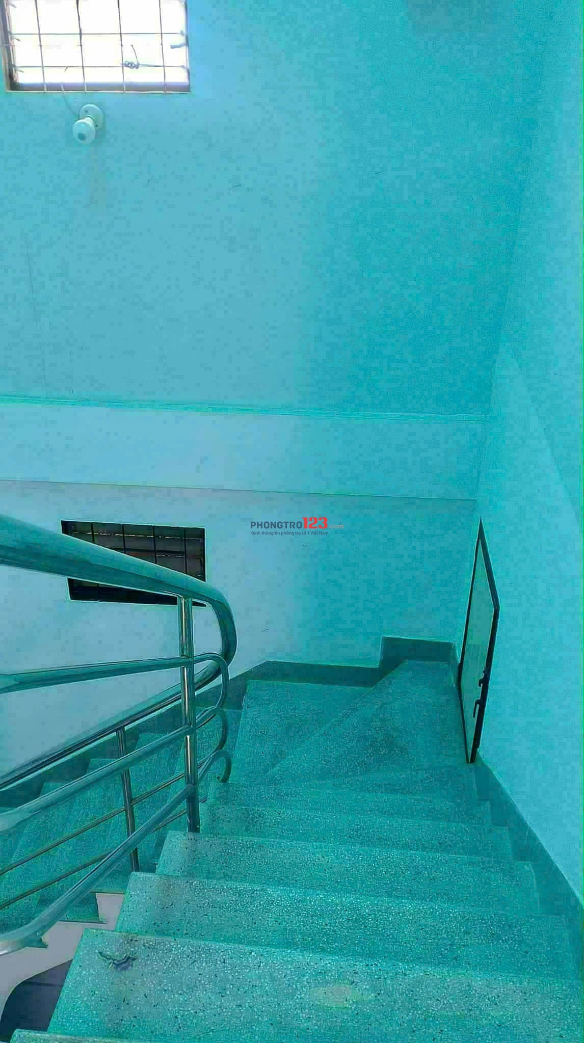  PHÒNG GHÉP KTX NỮ – NGÃ TƯ HÀNG XANH(bình thạnh) 1tr6 