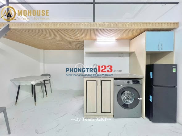 Phòng Trọ Gác Cao Gần Q1, Q2 ngay Ngã Tư Hàng Xanh có Máy Giặt Riêng Full NT 30m2 ở Nguyễn Gia Trí