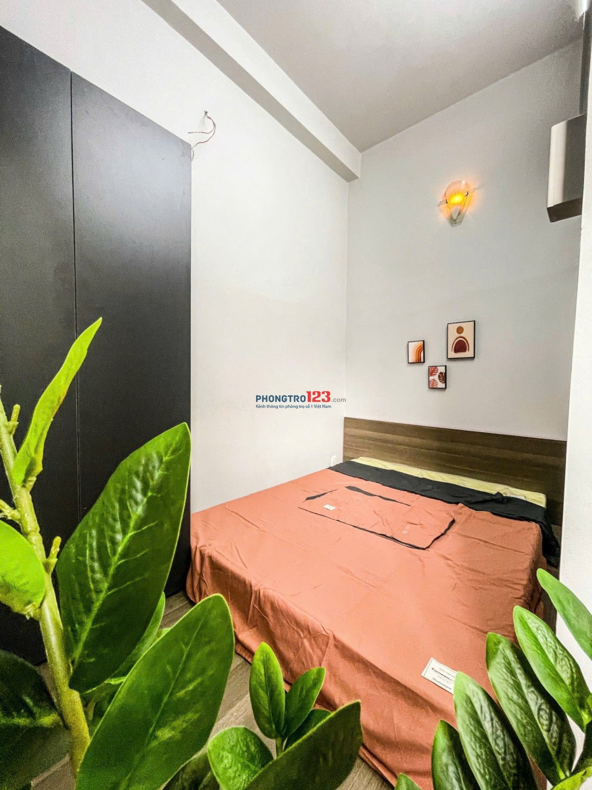 Cho Thuê Căn Hộ 1 Phòng Ngủ Tách Bếp – Cửa Sổ Trời Thoáng Mát – Full Nội Thất - Gần Etown @ ga T3