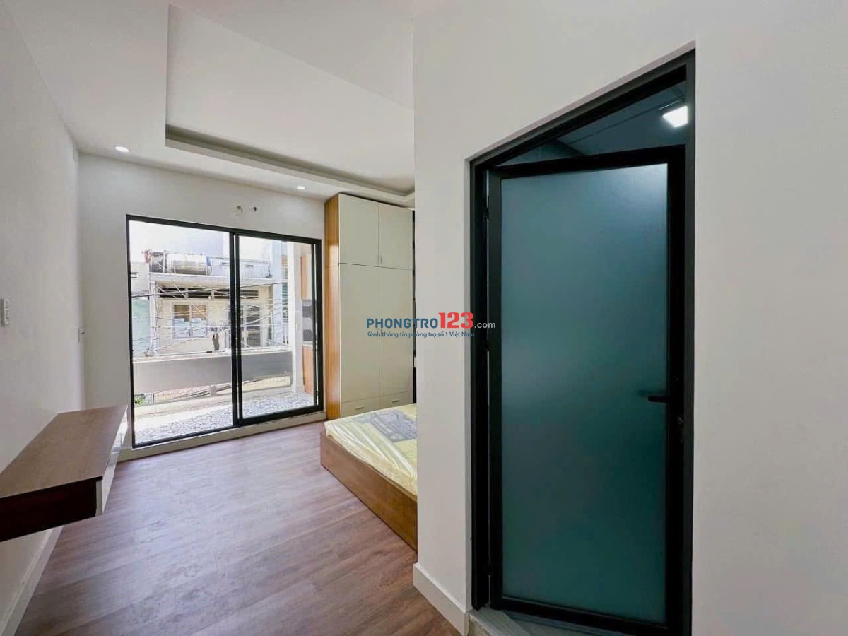Căn Hộ 1PN Full Nội Thất Ngay Tân Bình – Ban Công Siêu Đẹp, 3 Phút Tới Sân Bay! Giá Tốt