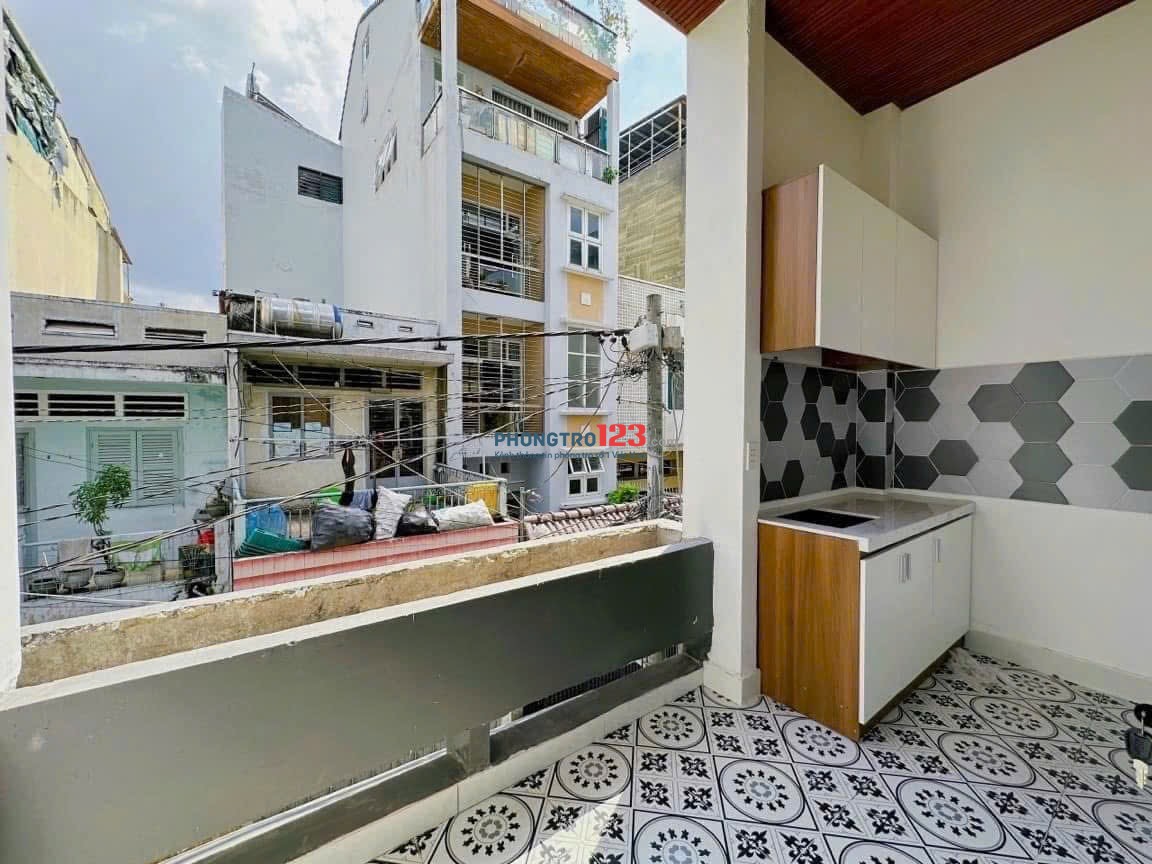 Căn Hộ 1PN Full Nội Thất Ngay Tân Bình – Ban Công Siêu Đẹp, 3 Phút Tới Sân Bay! Giá Tốt