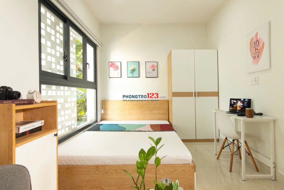Phòng trọ Phú Nhuận cho thuê full nội thất, cửa sổ lớn gần chợ Tân Định ngay Phan Xích Long