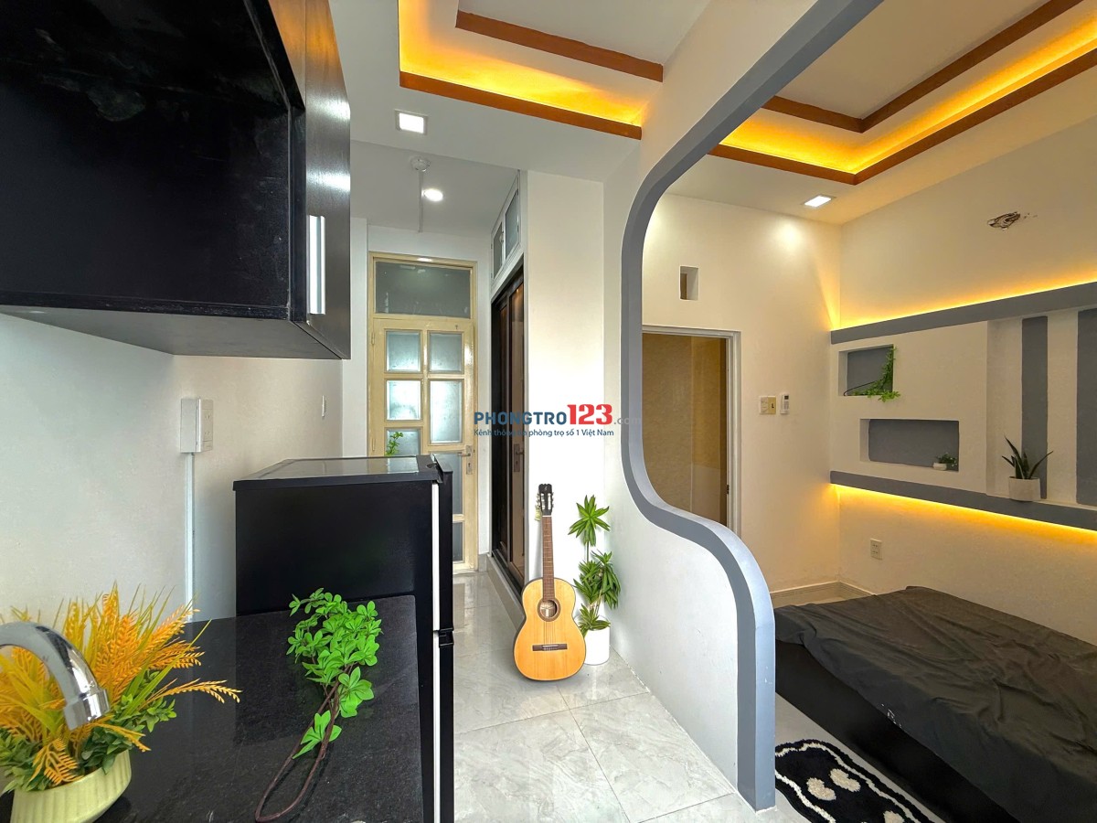 Studio cửa sổ lớn full nội thất gần cách mạng tháng 8. Ngã tư bảy hiên quận tân bình