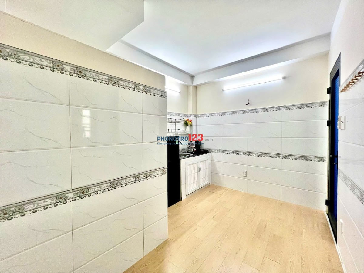 1 phòng duy nhất full tiện nghi giá rẻ chỉ 3tr2/tháng cho HSSV ngay cạnh AEON Tân Phú