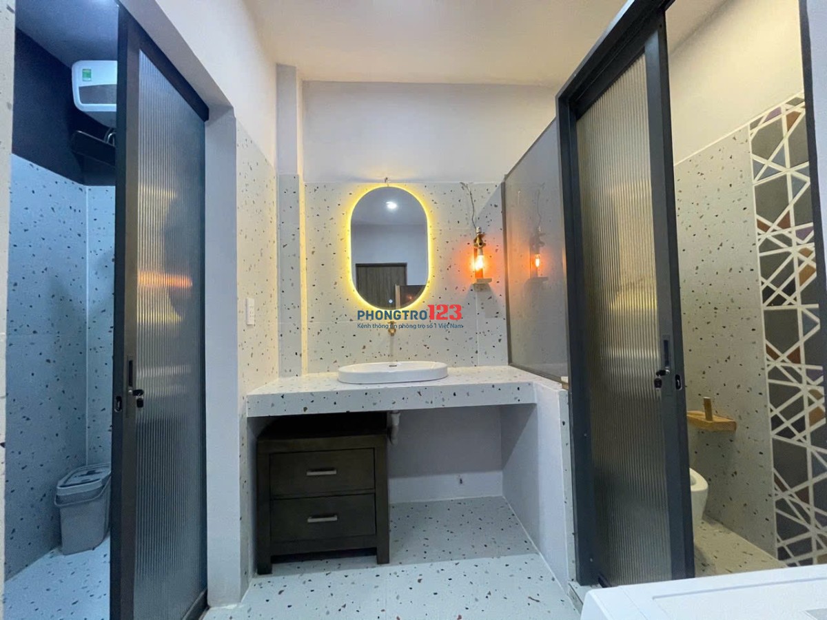 Cho thuê Căn hộ dịch vụ Nguyễn Thiện Thuận 1PN 55m2 mới trống