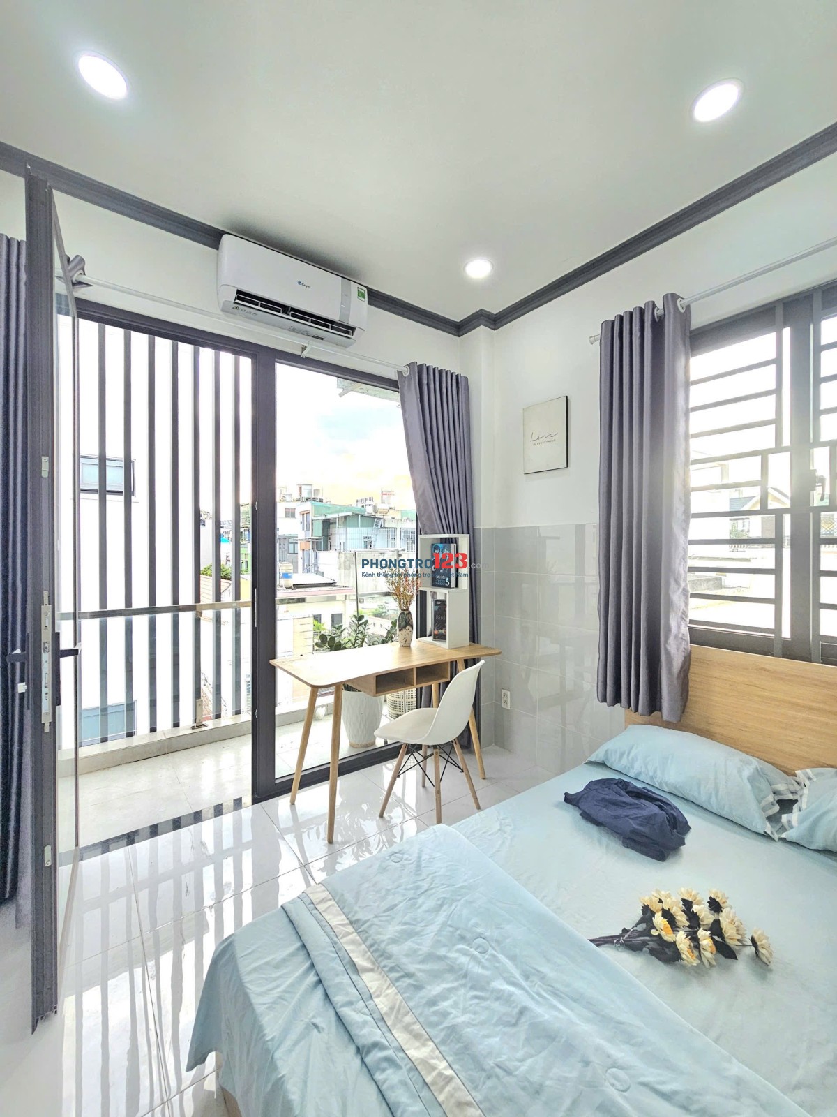 CHO THUÊ CĂN HỘ DỊCH VỤ FULL NỘI THẤT BAN CÔNG LỚN Ở HOA ĐÀO GẦN NGUYỄN CÔNG HOAN,TRƯỜNG SA,QUẬN 1….