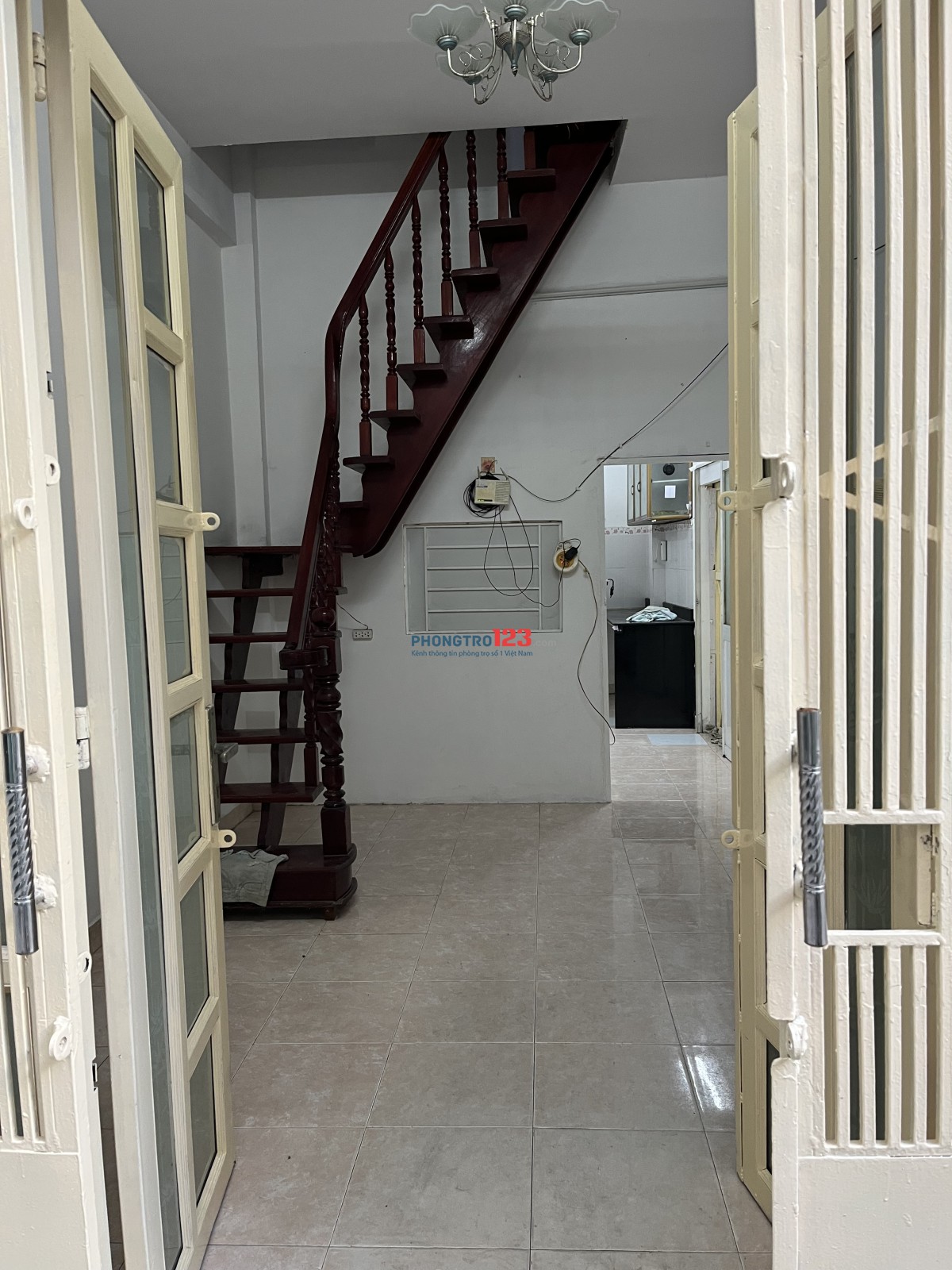 Cho nữ thuê phòng 34 m2. Đường Trần Huy Liệu, quận Phú Nhuận