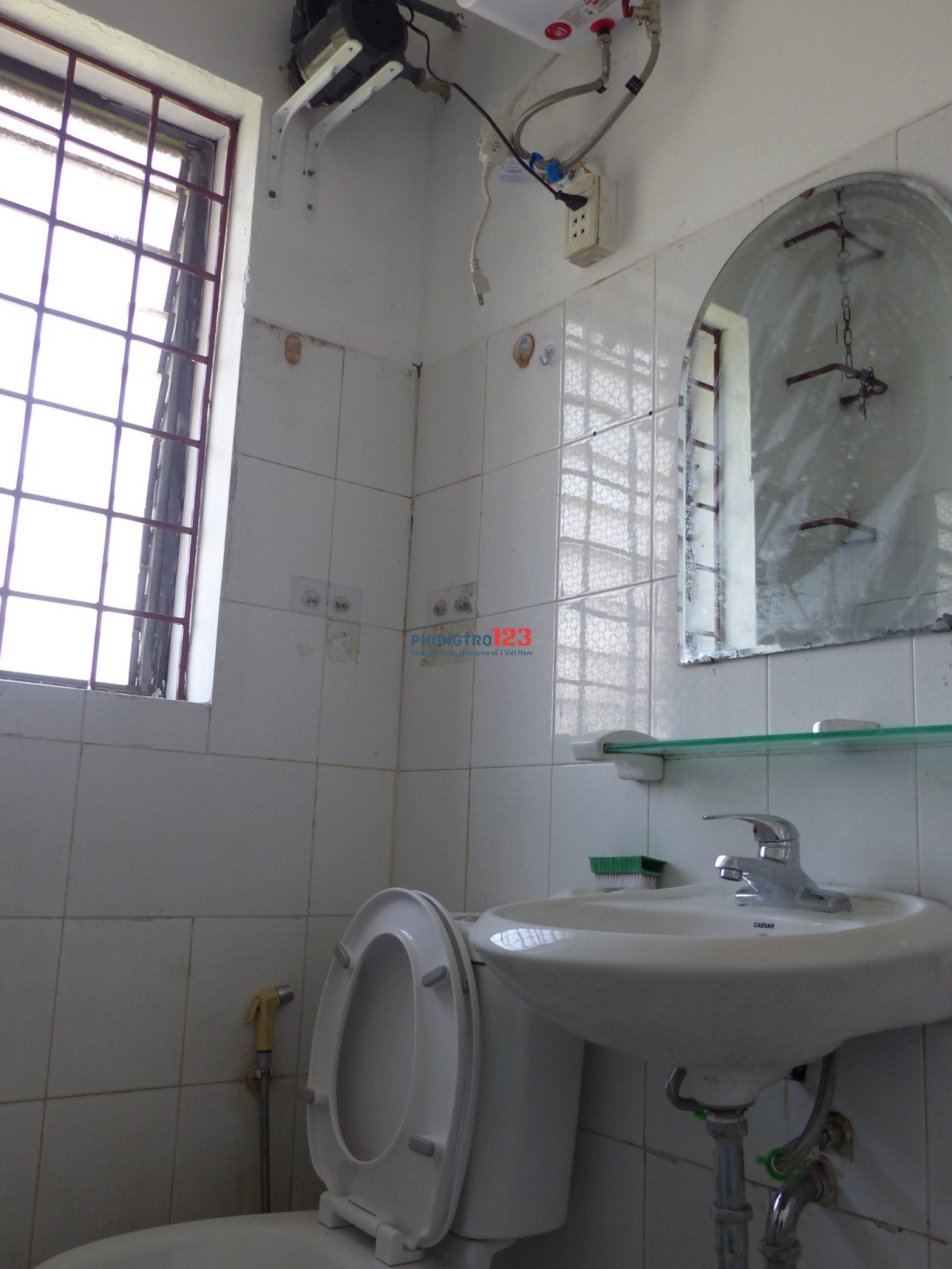 Cho thuê căn hộ tầng 4, khu tập thể Nguyễn Công Trứ, Phường Hai Bà Trưng, Hà Nội