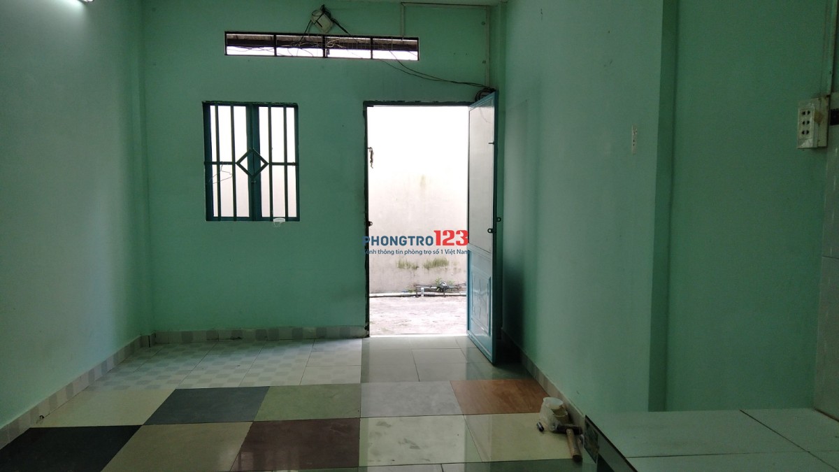 Nhà trọ nguyên căn 3x7m. 1 trệt 1 lầu suốt. Gần cầu Phú xuân.