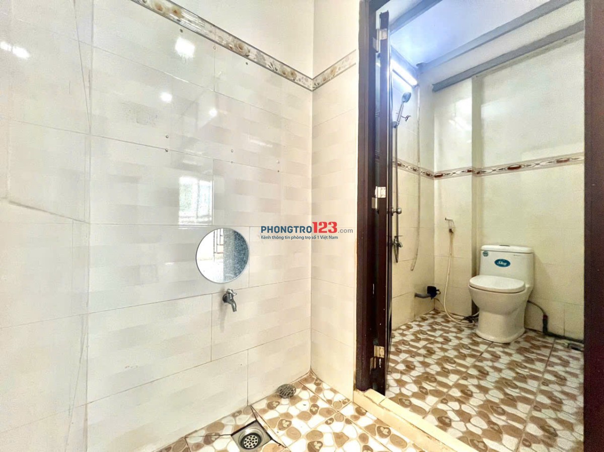  PHÒNG RỘNG 30M² – NGAY PHAN VĂN TRỊ, BÌNH THẠNH – GIÁ 4TR6