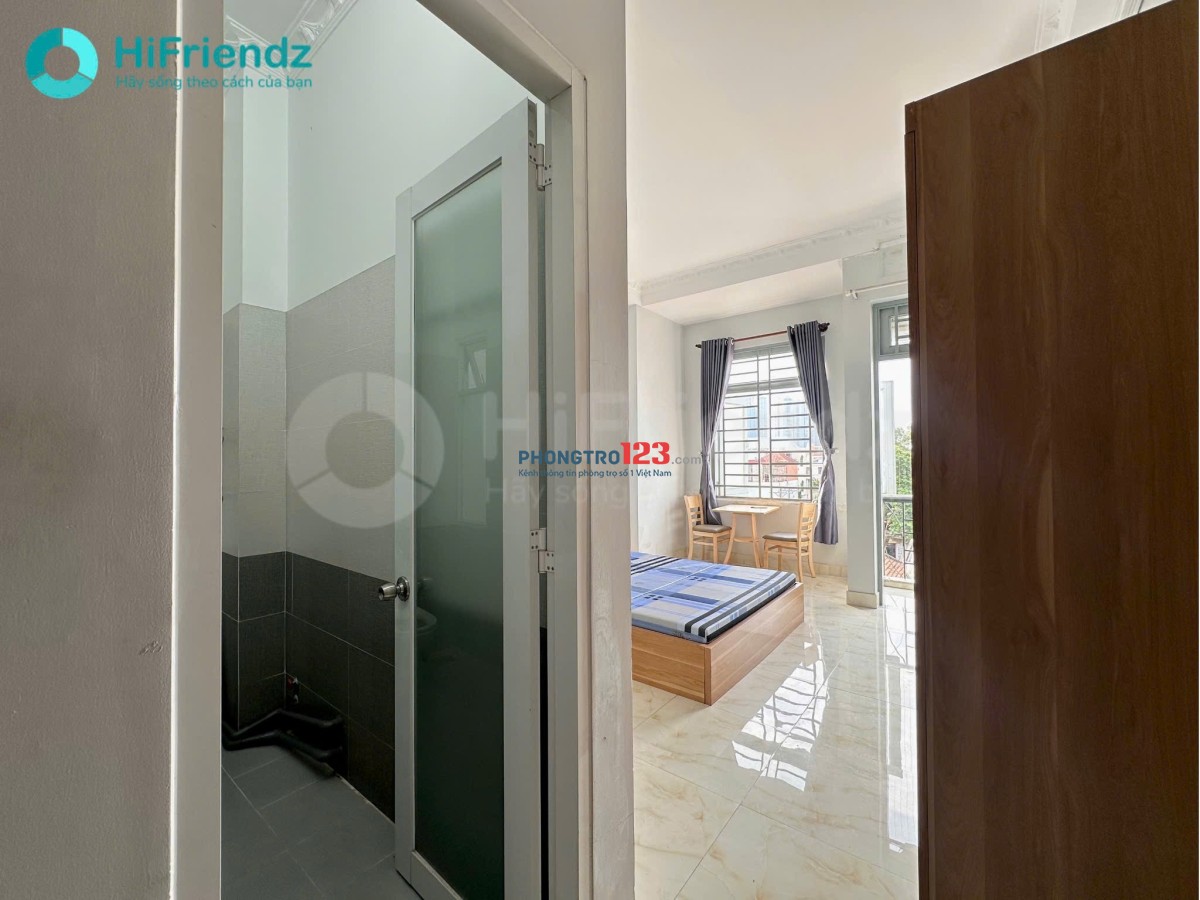 Cho thuê phòng full nội thất máy giặt riêng, Ban công view thoáng, ngay Gần Cầu SG
