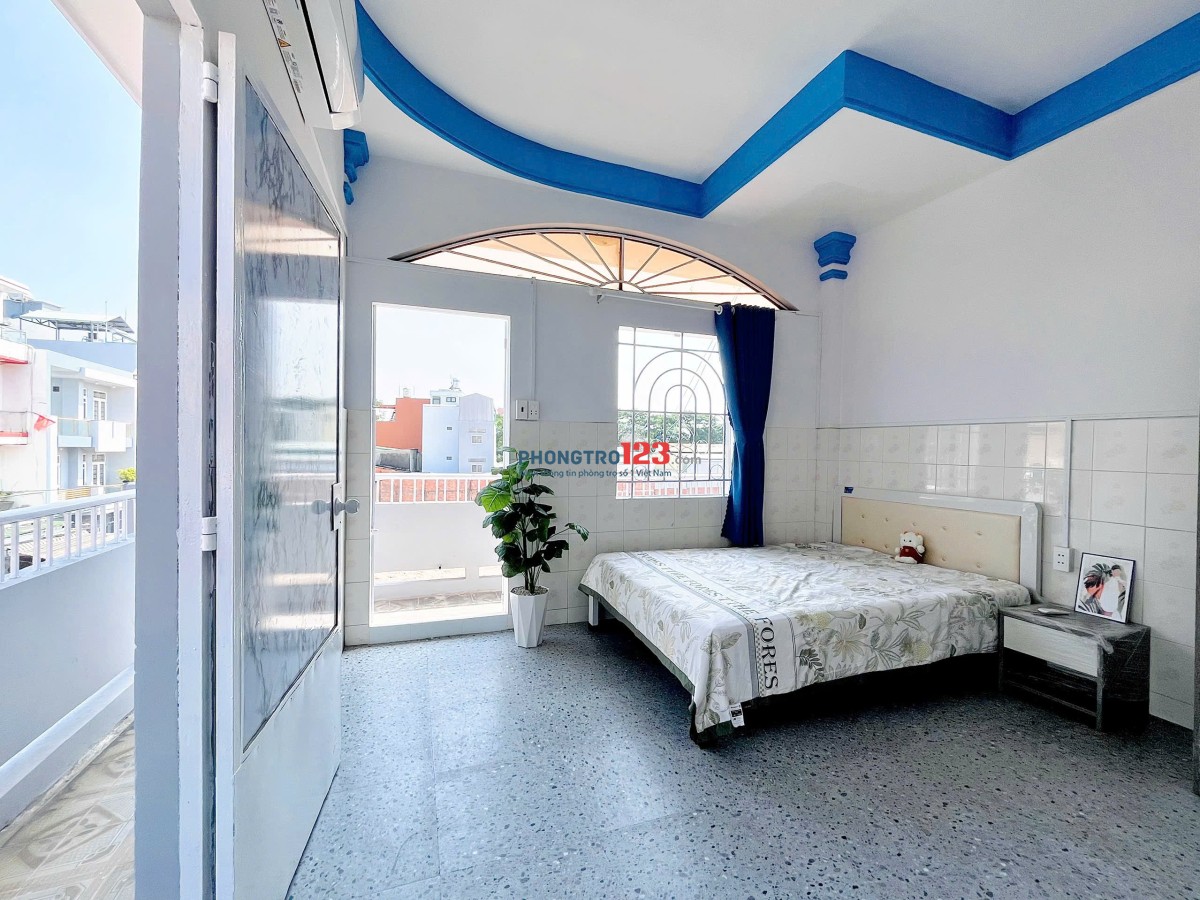 PHÒNG TÁCH BẾP - BANCOL - CỬA SỔ