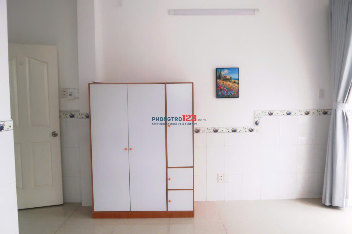 Phòng trọ mới, Full nội thất, ban công rộng, Q11 – Chỉ cho NỮ thuê, ưu tiên NVVP – Giá tốt 5.5tr!