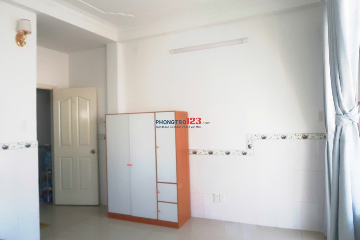 Phòng trọ mới, Full nội thất, ban công rộng, Q11 – Chỉ cho NỮ thuê, ưu tiên NVVP – Giá tốt 5.5tr!